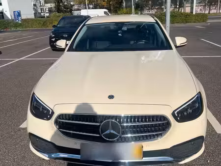 Mercedes-Benz Classe E E 200