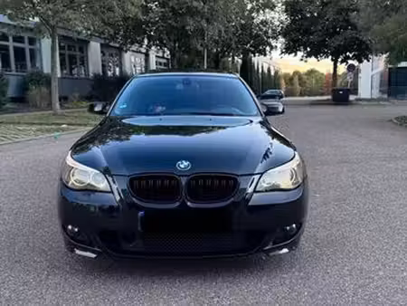 BMW Série 5 530d 3.0 231