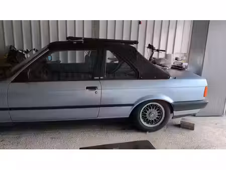 BMW Série 3 318i 1.8