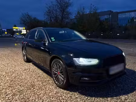 Audi A4 2.0 TDI 190 S line quattro