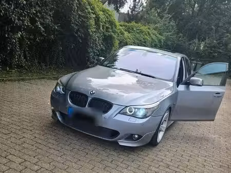 BMW Série 5 530d 3.0 231