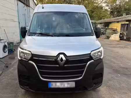 Renault Master 2.3 dCi 180