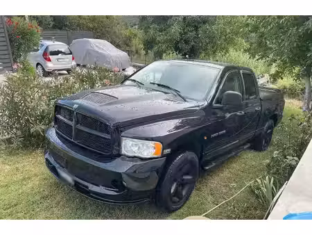 Dodge RAM SRT-10