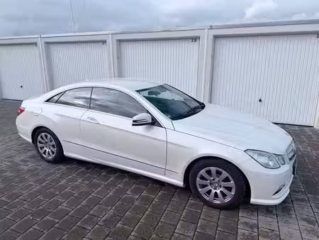 Mercedes-Benz Classe E E 250 2.1 150 Avantgarde 4Matic