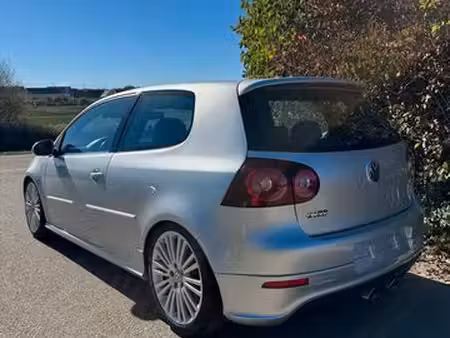 Volkswagen Golf R32 V6 3.2 250 4Motion