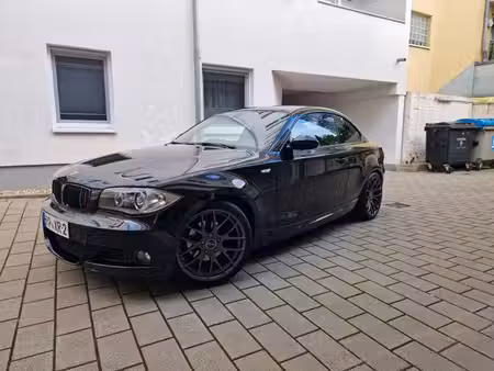 BMW Série 1 125i 3.0 218