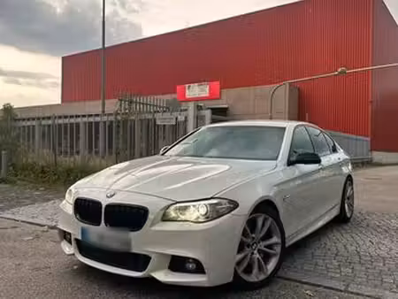 BMW Série 5 530d 3.0 258