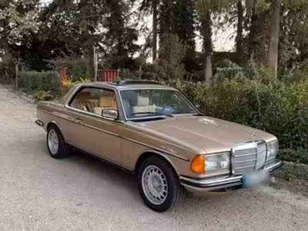 Mercedes-Benz Classe E E 230