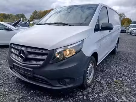 Mercedes-Benz Vito 111 1.6 114