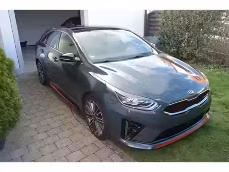 Kia Ceed 1.6 T GDi 204