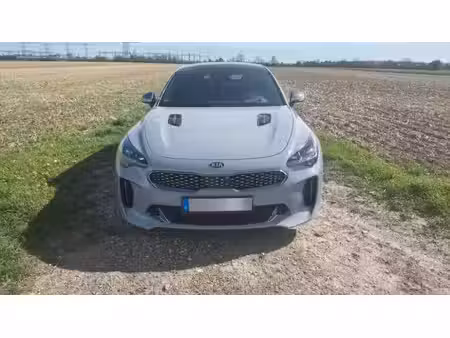 Kia Stinger 2.2 CRDi 200 GT Line