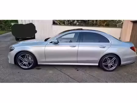 Mercedes-Benz Classe E E 220 AMG Line 4Matic