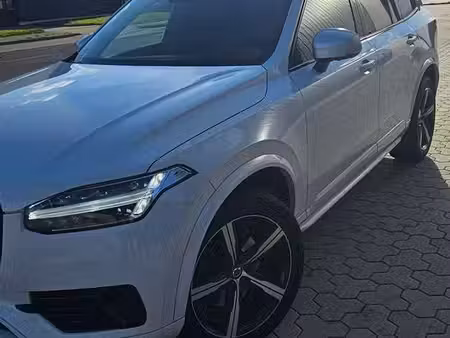Volvo XC90 2.0