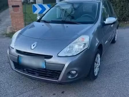 Renault Clio 1.2 75