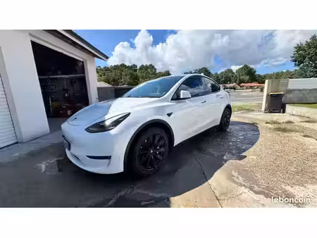 Tesla Model Y Grande Autonomie 4x4
