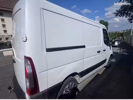 Renault Master dCi 100