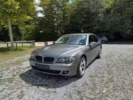 BMW Série 7 740i 4.0 306
