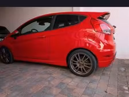 Ford Fiesta ST 1.6 182