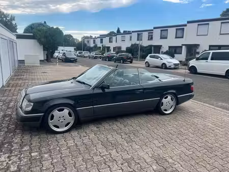 Mercedes-Benz Classe E 300 CE