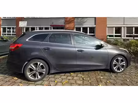 Kia Ceed 1.6 CRDi 136 GT Line