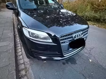 Audi Q7 V6 3.0 quattro