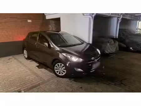 Hyundai i30 1.6 CRDi 110