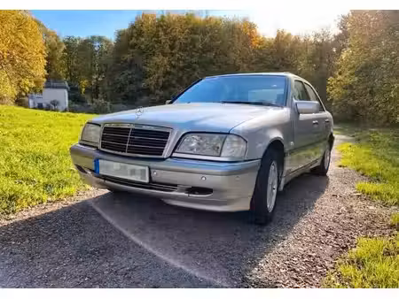 Mercedes-Benz Classe C C 200 2.0 136 Elegance