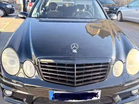 Mercedes-Benz Classe E E 240 V6 2.6 177 Classic 4Matic