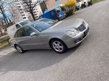 Mercedes-Benz Classe E E 320 V6 3.0 CDI 224 Classic 4Matic