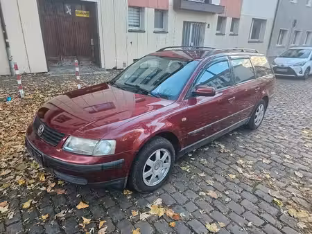 Volkswagen Passat 1.6 100