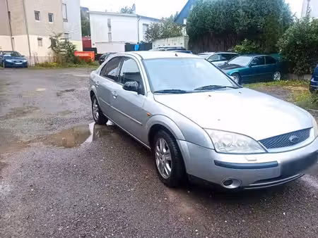 Ford Mondeo 2.0 145