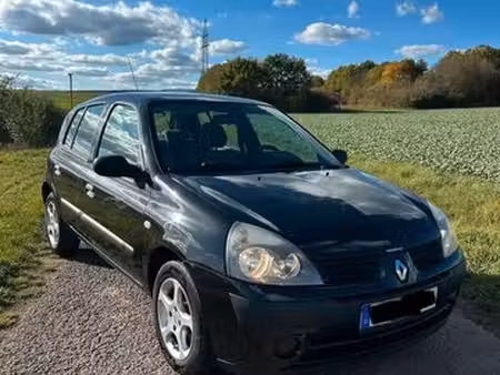 Renault Clio 1.2 75