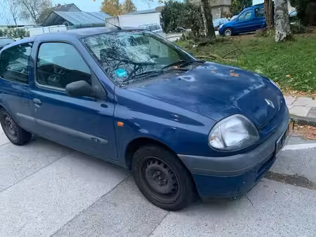 Renault Clio 
