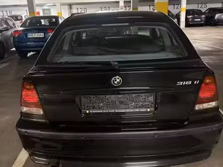 BMW Série 3 318i 2.0 143