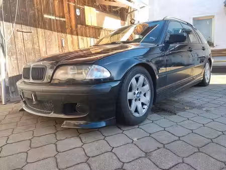 BMW Série 3 320i 2.2 170