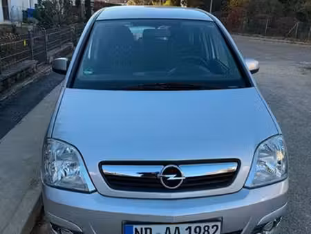 Opel Meriva 1.8 125 Cosmo