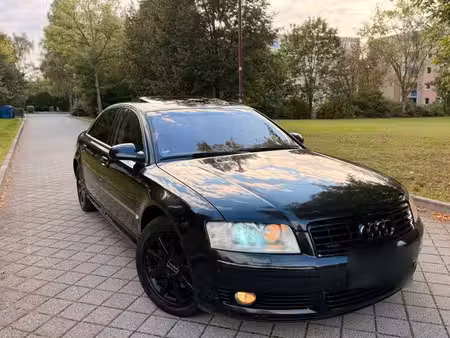 Audi A8 V6 3.0 TDI 233 quattro