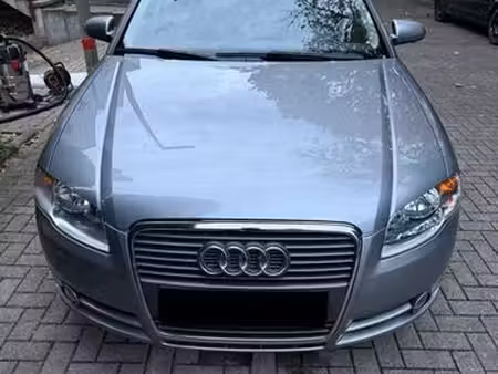 Audi A4 1.6 102