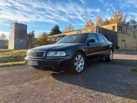 Audi A8 V6 2.8 193 quattro