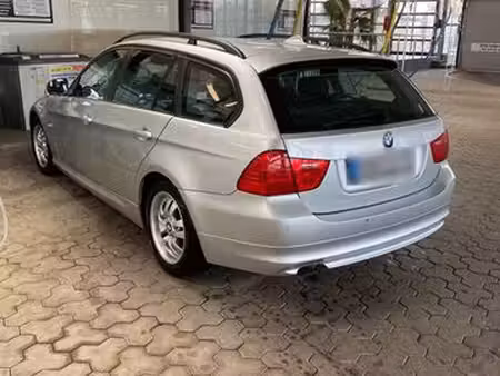 BMW Série 3 318d 2.0 143