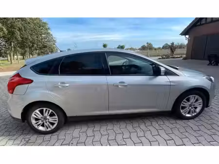 Ford Focus 1.6 105 Titanium