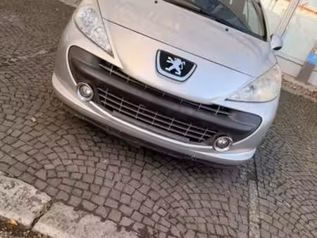 Peugeot 207 CC 1.6 VTi 120