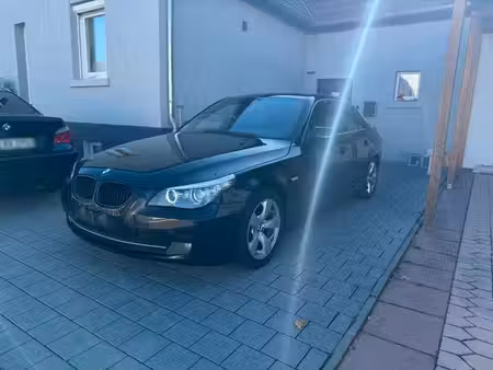 BMW Série 5 530d 3.0 231