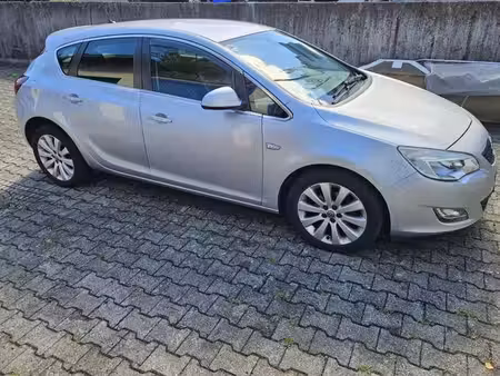 Opel Astra 1.6 115 Cosmo