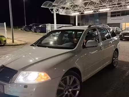 Škoda Octavia RS 2.0 TFSI 200