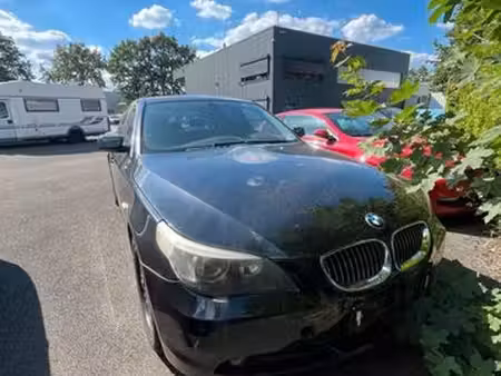 BMW Série 5 525i 218