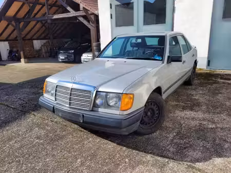 Mercedes-Benz Classe E 230 E
