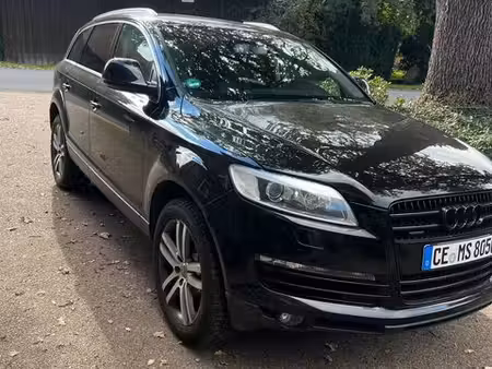 Audi Q7 V6 3.0 quattro