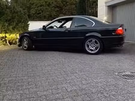 BMW Série 3 330i 3.0 231