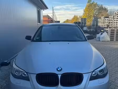 BMW Série 5 530d 3.0 218